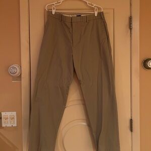 Dockers Men's Tan Chinos